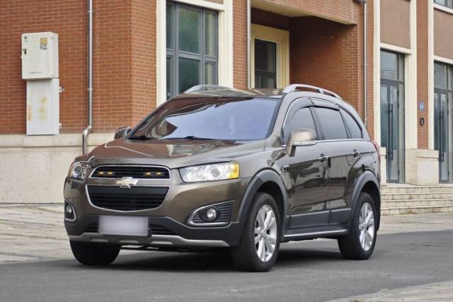 Used Chevrolet Captiva 2015 2.4L 4x4 Flagship Edition 7-Seater