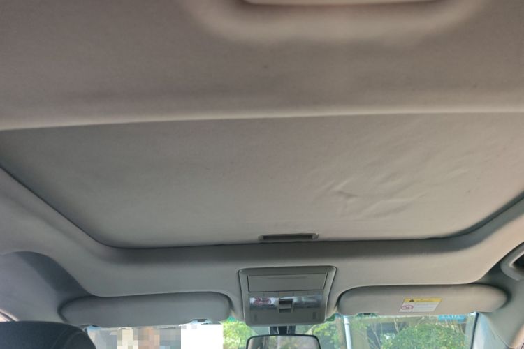 Used Chevrolet Captiva 2015 2.4L Two-Wheel Drive Urban Version 7 Seats Headliner