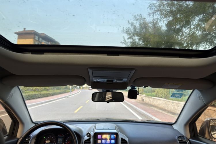 Used Chevrolet Captiva 2015 2.4L 4x4 Flagship Edition 7-Seater Headliner