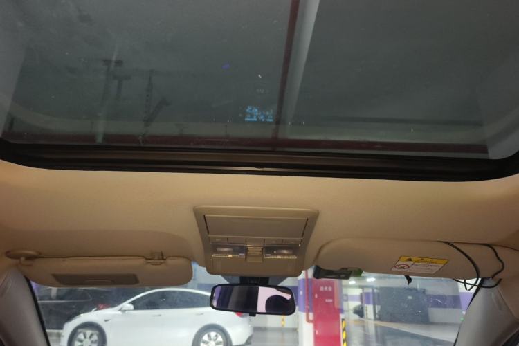 Used Chevrolet Captiva 2015 2.4L 4x4 Flagship Edition 7-Seater Headliner