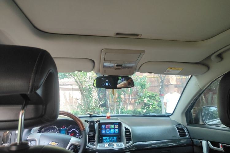 Used Chevrolet Captiva 2015 2.4L 4x4 Flagship Edition 7-Seater Headliner