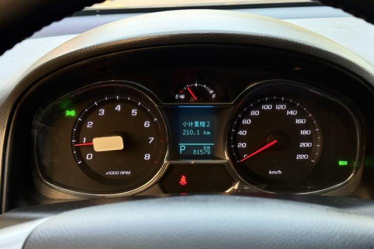 Used Chevrolet Captiva 2015 2.4L 4x4 Flagship Edition 7-Seater Instrument Cluster