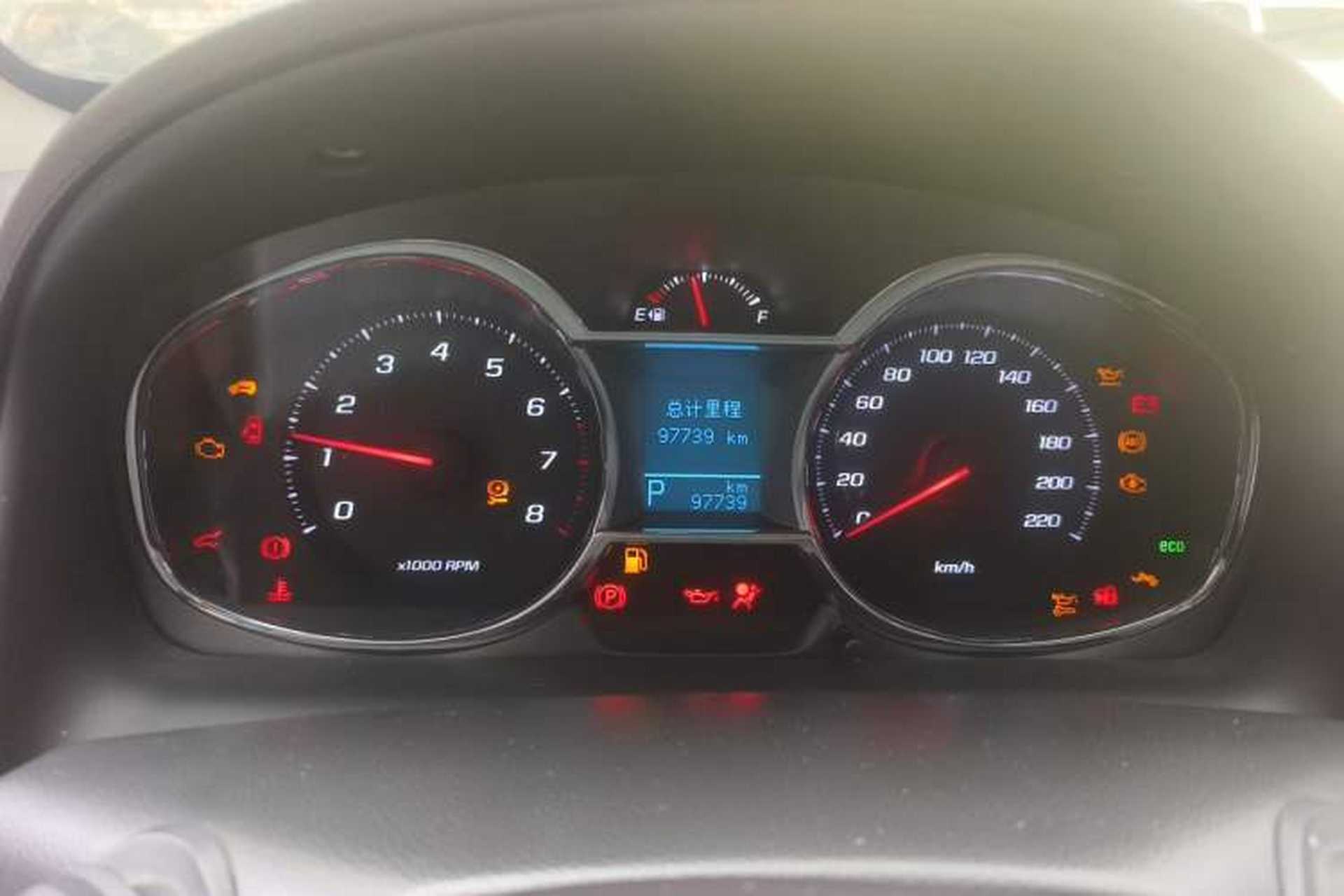 Used Chevrolet Captiva 2015 2.4L Two-Wheel Drive Urban Version 7 Seats Instrument Cluster