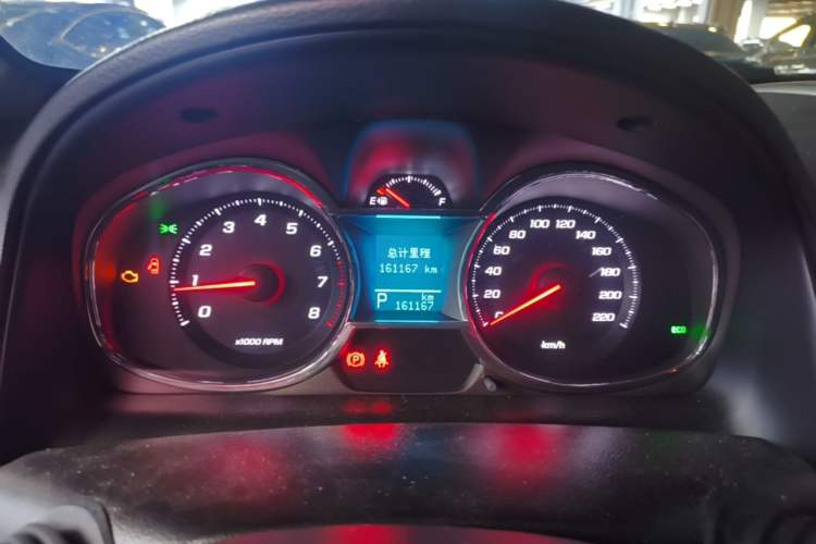 Used Chevrolet Captiva 2015 2.4L 4x4 Flagship Edition 7-Seater Instrument Cluster