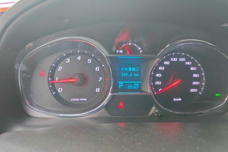 Used Chevrolet Captiva 2015 2.4L Two-Wheel Drive Urban Version 7 Seats Instrument Cluster