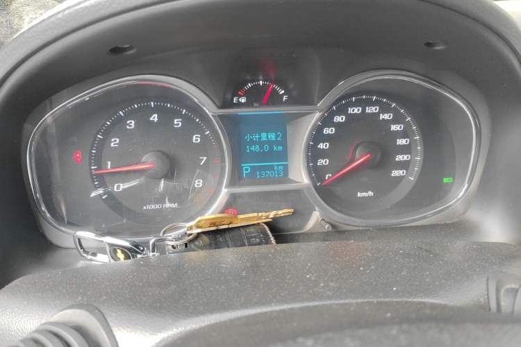 Used Chevrolet Captiva 2015 2.4L 4x4 Flagship Edition 7-Seater Instrument Cluster