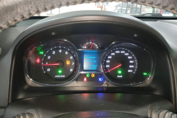 Used Chevrolet Captiva 2015 2.4L 4x4 Flagship Edition 7-Seater Instrument Cluster