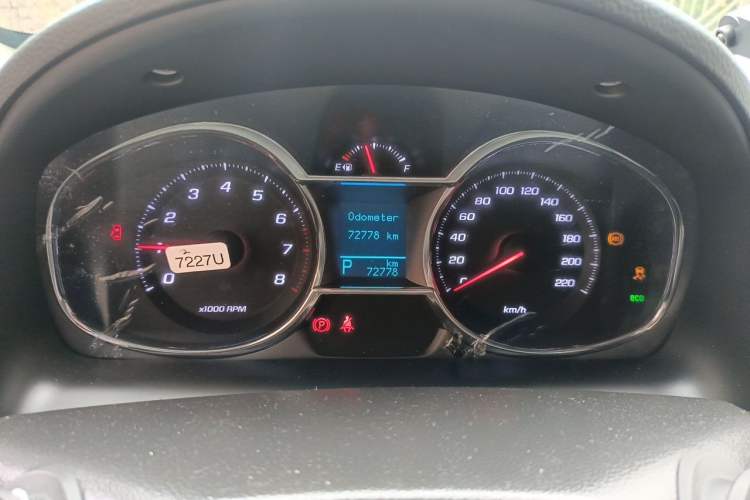 Used Chevrolet Captiva 2015 2.4L 4x4 Flagship Edition 7-Seater Instrument Cluster