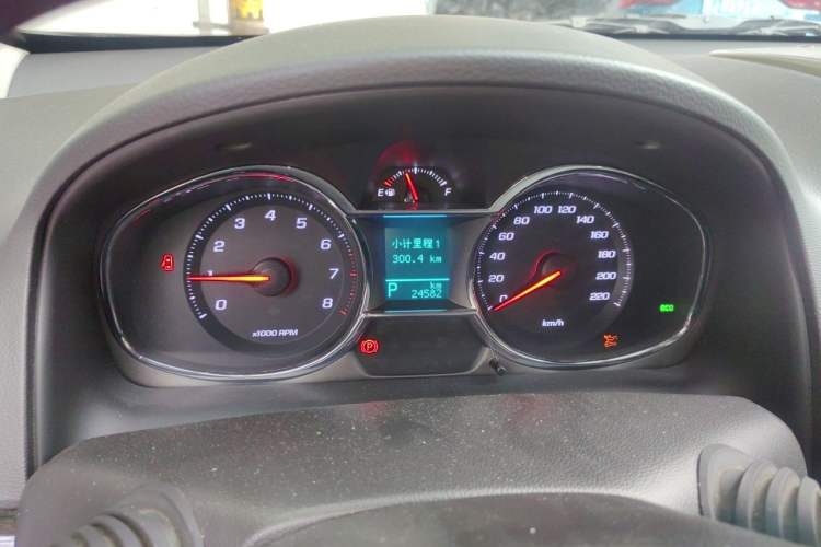 Used Chevrolet Captiva 2015 2.4L Two-Wheel Drive Urban Version 7 Seats Instrument Cluster