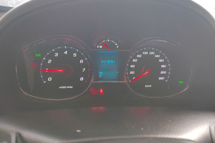 Used Chevrolet Captiva 2015 2.4L 4x4 Flagship Edition 7-Seater Instrument Cluster