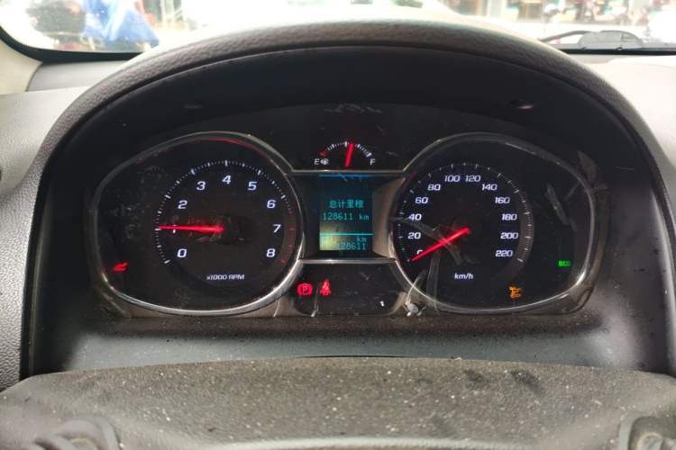 Used Chevrolet Captiva 2015 2.4L Two-Wheel Drive Urban Version 7 Seats Instrument Cluster