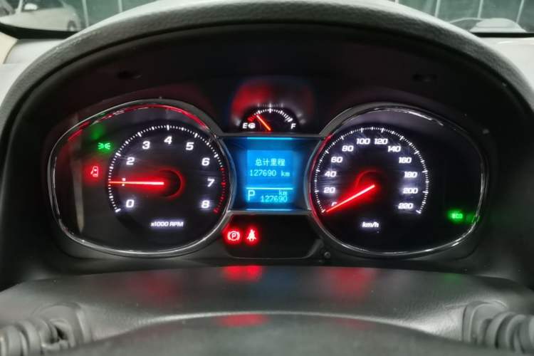 Used Chevrolet Captiva 2015 2.4L Two-Wheel Drive Urban Version 7 Seats Instrument Cluster
