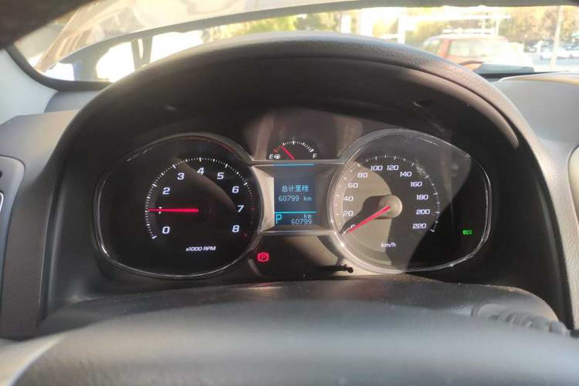 Used Chevrolet Captiva 2015 2.4L 4x4 Flagship Edition 7-Seater Instrument Cluster