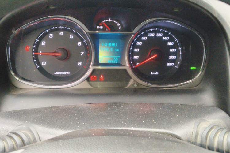 Used Chevrolet Captiva 2015 2.4L Two-Wheel Drive Urban Version 7 Seats Instrument Cluster