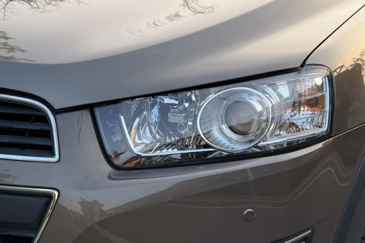 Used Chevrolet Captiva 2015 2.4L 4x4 Flagship Edition 7-Seater Left Front Headlight