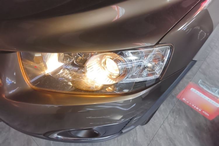 Used Chevrolet Captiva 2015 2.4L 4x4 Flagship Edition 7-Seater Left Front Headlight