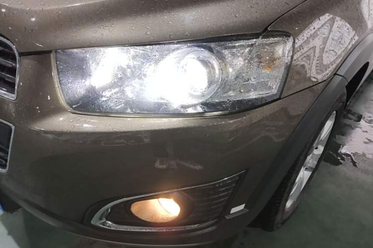 Used Chevrolet Captiva 2015 2.4L Two-Wheel Drive Urban Version 7 Seats Left Front Headlight