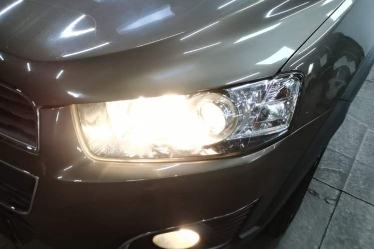 Used Chevrolet Captiva 2015 2.4L Two-Wheel Drive Urban Version 7 Seats Left Front Headlight