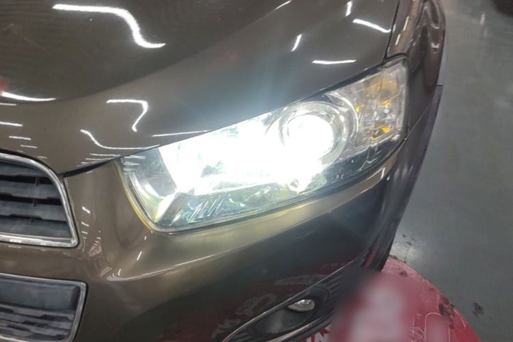 Used Chevrolet Captiva 2015 2.4L Two-Wheel Drive Urban Version 7 Seats Left Front Headlight