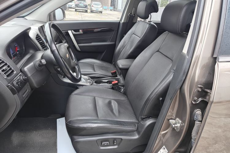Used Chevrolet Captiva 2015 2.4L 4x4 Flagship Edition 7-Seater Left Front Seat
