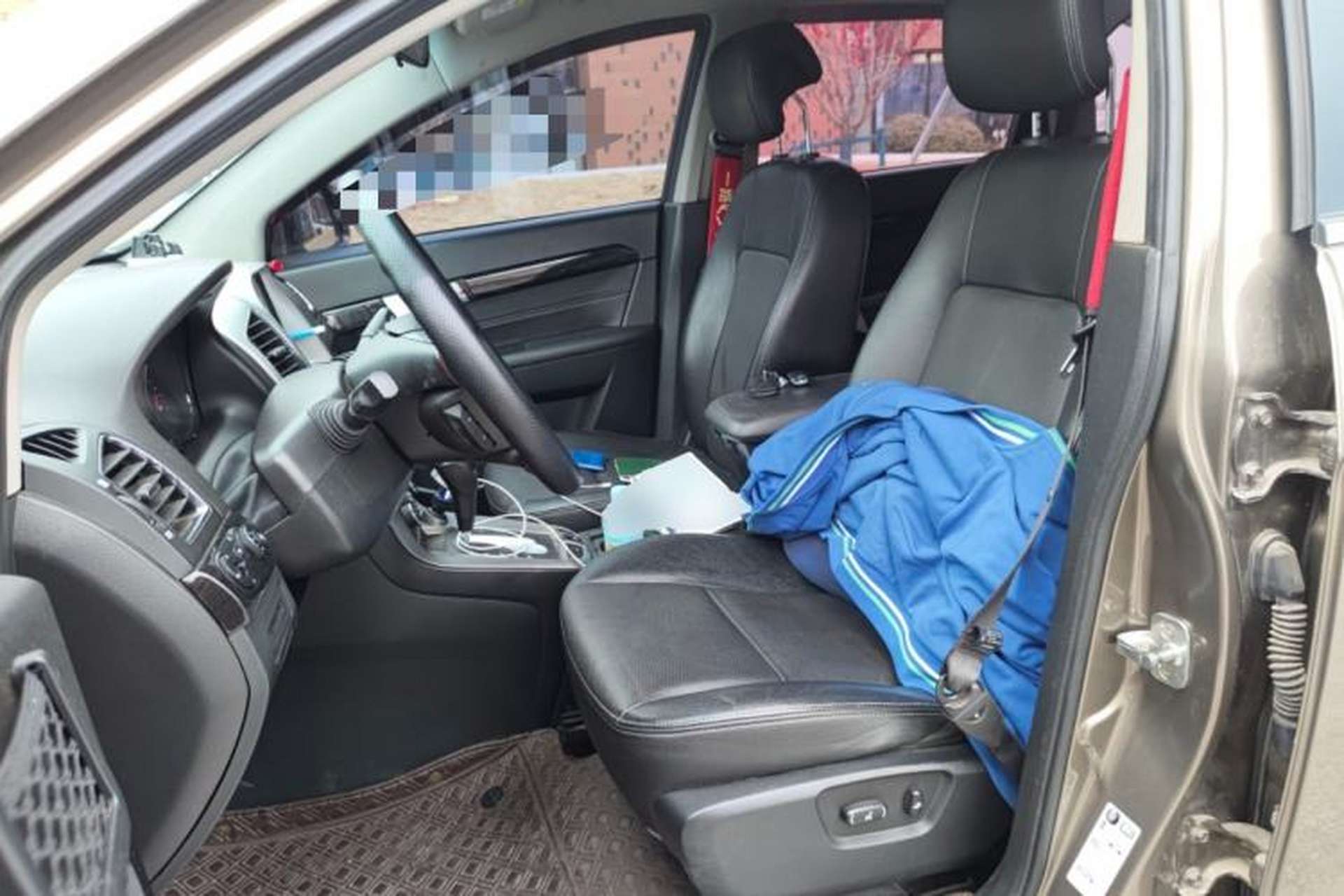 Used Chevrolet Captiva 2015 2.4L 4x4 Flagship Edition 7-Seater Left Front Seat