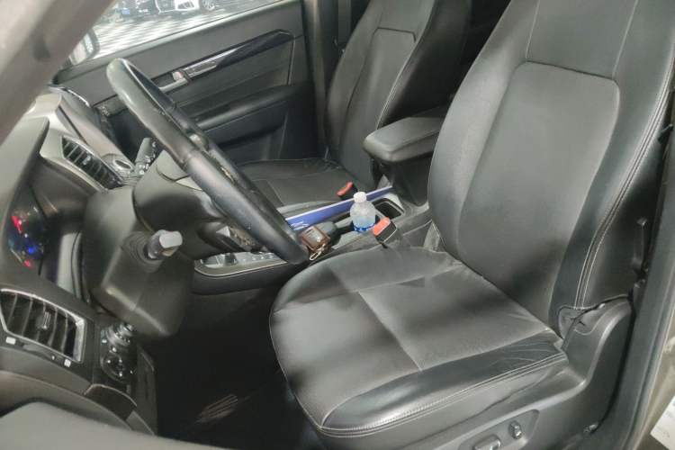 Used Chevrolet Captiva 2015 2.4L 4x4 Flagship Edition 7-Seater Left Front Seat
