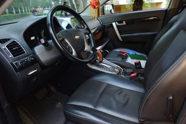 Used Chevrolet Captiva 2015 2.4L 4x4 Flagship Edition 7-Seater Left Front Seat