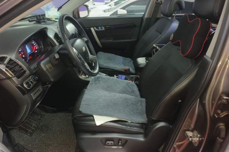 Used Chevrolet Captiva 2015 2.4L 4x4 Flagship Edition 7-Seater Left Front Seat