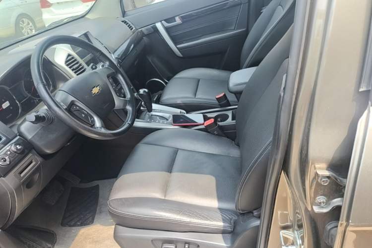 Used Chevrolet Captiva 2015 2.4L 4x4 Flagship Edition 7-Seater Left Front Seat
