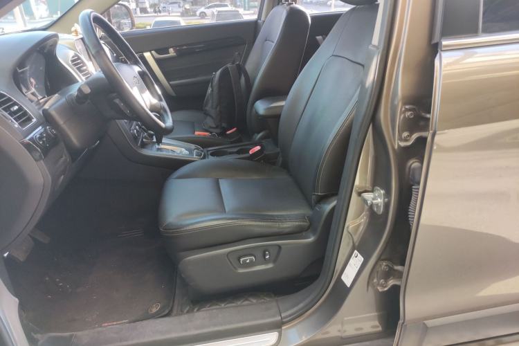 Used Chevrolet Captiva 2015 2.4L 4x4 Flagship Edition 7-Seater Left Front Seat
