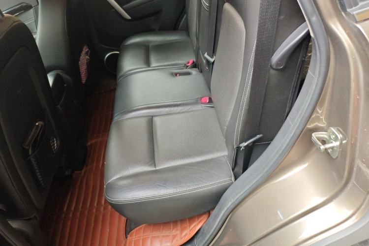 Used Chevrolet Captiva 2015 2.4L 4x4 Flagship Edition 7-Seater Left Rear Seat