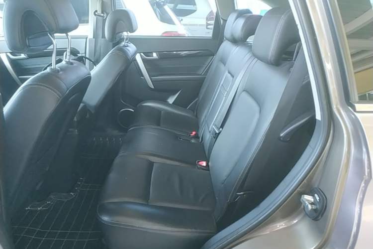 Used Chevrolet Captiva 2015 2.4L 4x4 Flagship Edition 7-Seater Left Rear Seat