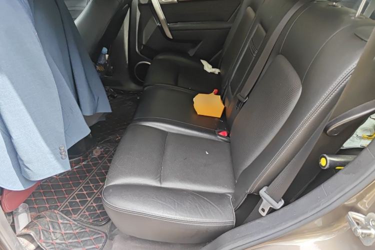 Used Chevrolet Captiva 2015 2.4L Two-Wheel Drive Urban Version 7 Seats Left Rear Seat