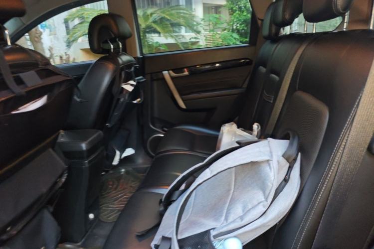 Used Chevrolet Captiva 2015 2.4L 4x4 Flagship Edition 7-Seater Left Rear Seat
