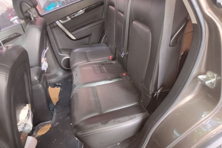 Used Chevrolet Captiva 2015 2.4L 4x4 Flagship Edition 7-Seater Left Rear Seat