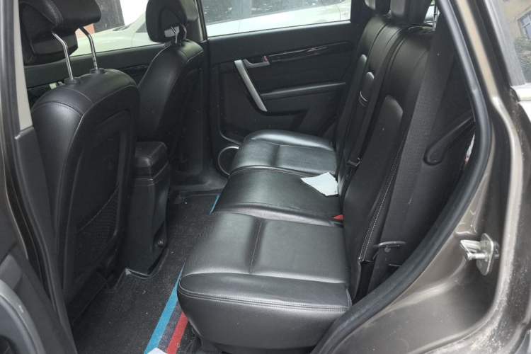 Used Chevrolet Captiva 2015 2.4L 4x4 Flagship Edition 7-Seater Left Rear Seat