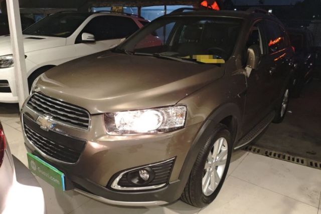 Used Chevrolet Captiva 2015 2.4L 4x4 Flagship Edition 7-Seater
