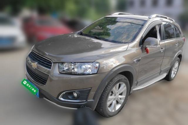 Used Chevrolet Captiva 2015 2.4L 4x4 Flagship Edition 7-Seater