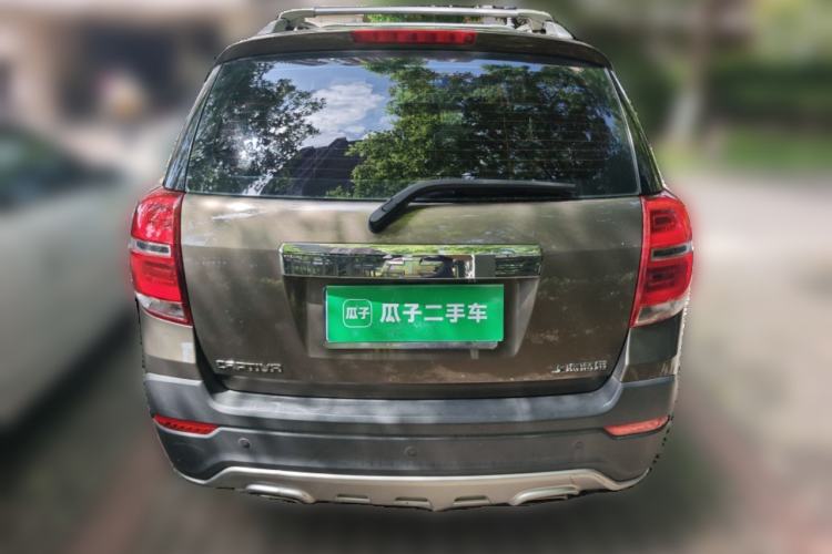 Used Chevrolet Captiva 2015 2.4L Two-Wheel Drive Urban Version 7 Seats Rear
