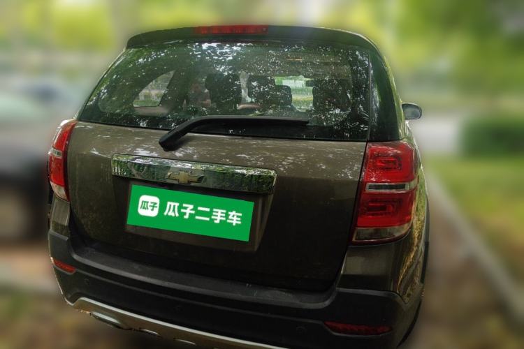 Used Chevrolet Captiva 2015 2.4L Two-Wheel Drive Urban Version 7 Seats Rear