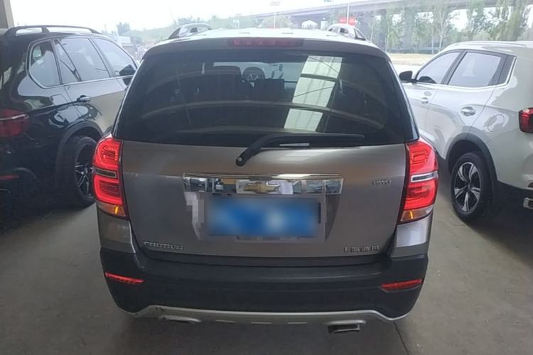 Used Chevrolet Captiva 2015 2.4L 4x4 Flagship Edition 7-Seater Rear