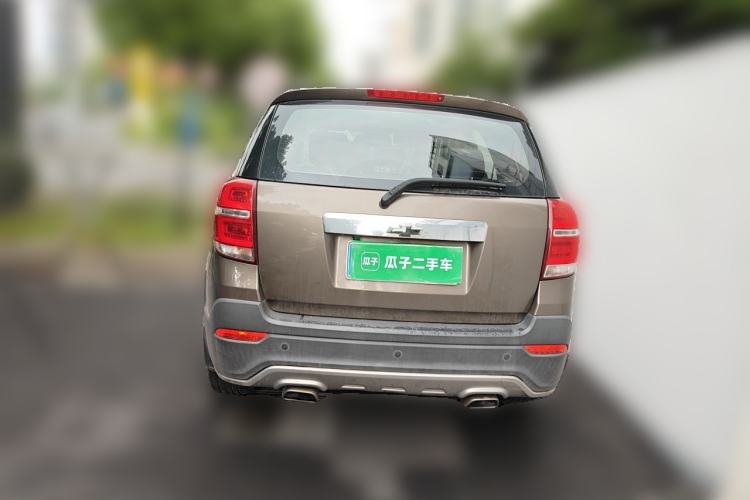 Used Chevrolet Captiva 2015 2.4L Two-Wheel Drive Urban Version 7 Seats Rear