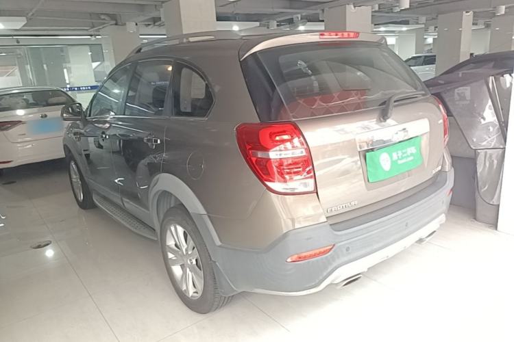 Used Chevrolet Captiva 2015 2.4L 4x4 Flagship Edition 7-Seater Rear Left 45 Deg
