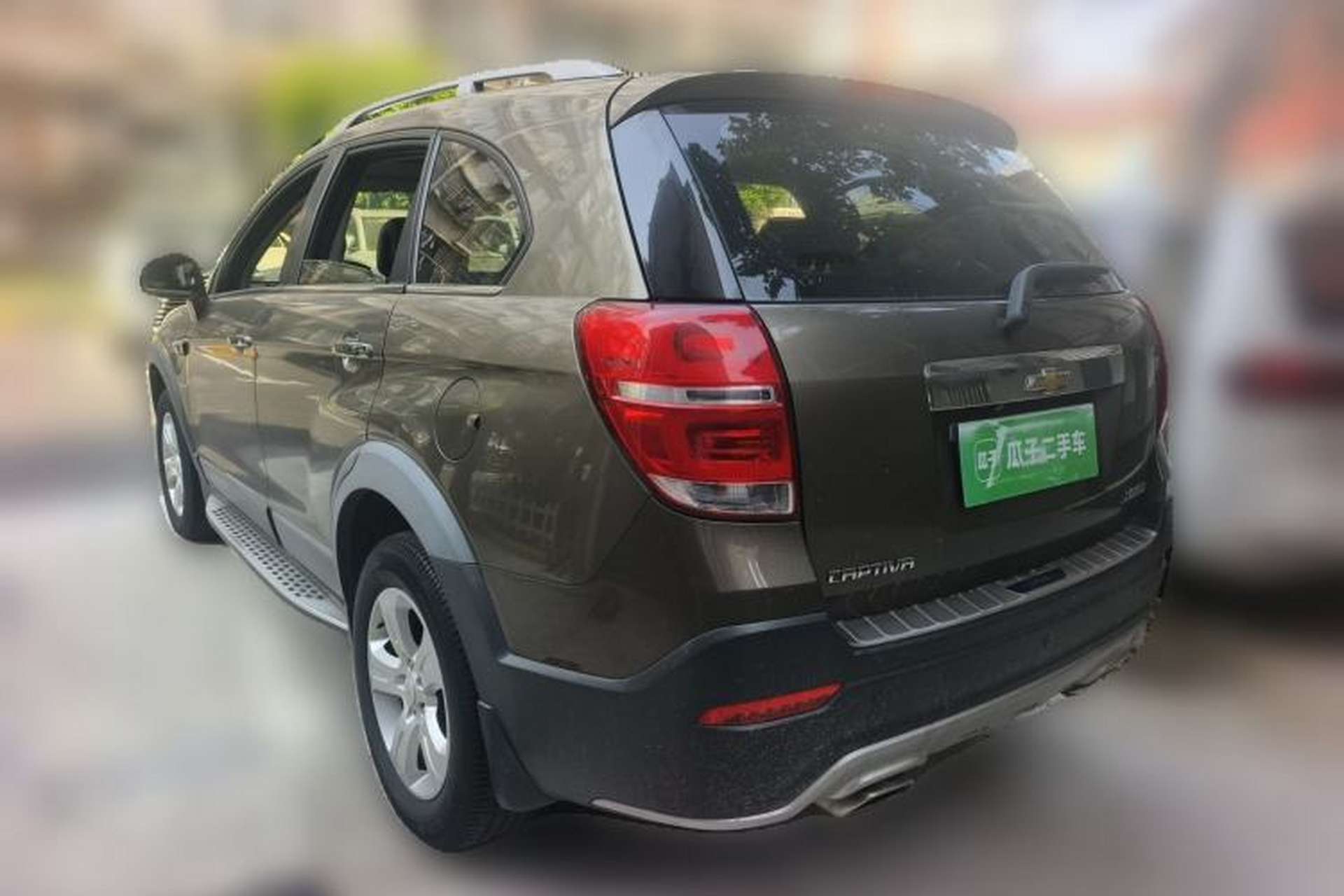 Used Chevrolet Captiva 2015 2.4L Two-Wheel Drive Urban Version 7 Seats Rear Left 45 Deg