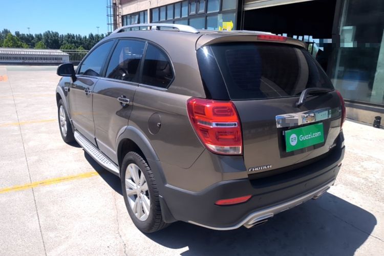 Used Chevrolet Captiva 2015 2.4L 4x4 Flagship Edition 7-Seater Rear Left 45 Deg