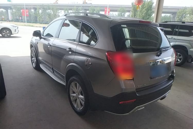 Used Chevrolet Captiva 2015 2.4L 4x4 Flagship Edition 7-Seater Rear Left 45 Deg