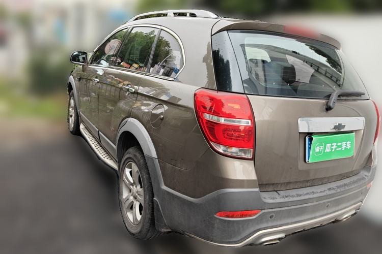 Used Chevrolet Captiva 2015 2.4L Two-Wheel Drive Urban Version 7 Seats Rear Left 45 Deg