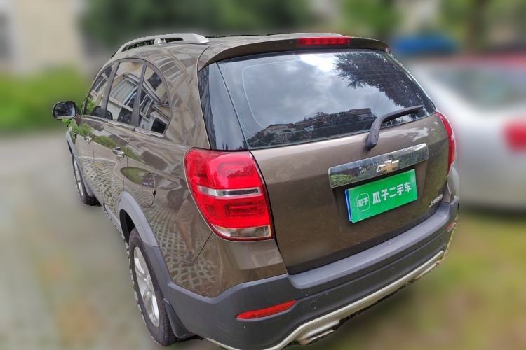 Used Chevrolet Captiva 2015 2.4L Two-Wheel Drive Urban Version 7 Seats Rear Left 45 Deg