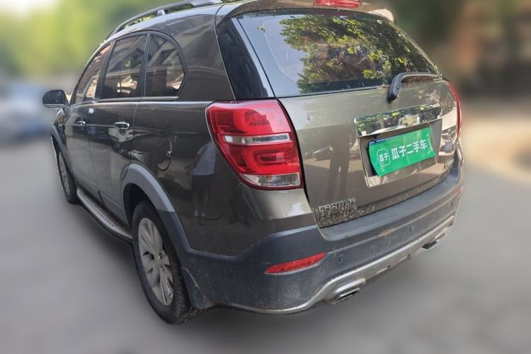 Used Chevrolet Captiva 2015 2.4L 4x4 Flagship Edition 7-Seater Rear Left 45 Deg