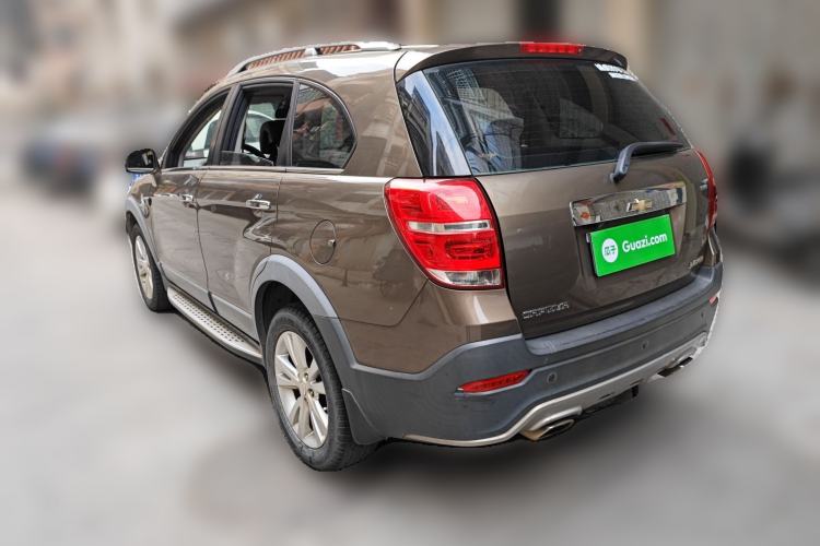 Used Chevrolet Captiva 2015 2.4L 4x4 Flagship Edition 7-Seater Rear Left 45 Deg